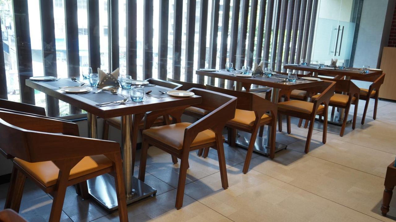 Purple Beds By Vits Dwarkesh, Surat Salabatpura Exterior foto